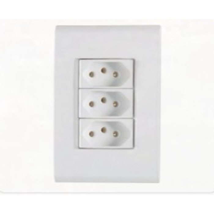 Tomada tripla 2P+T 10A Liz modular c/ placa branca Tramontina